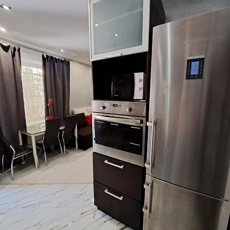 Львівські Апартаменти Esterno foto